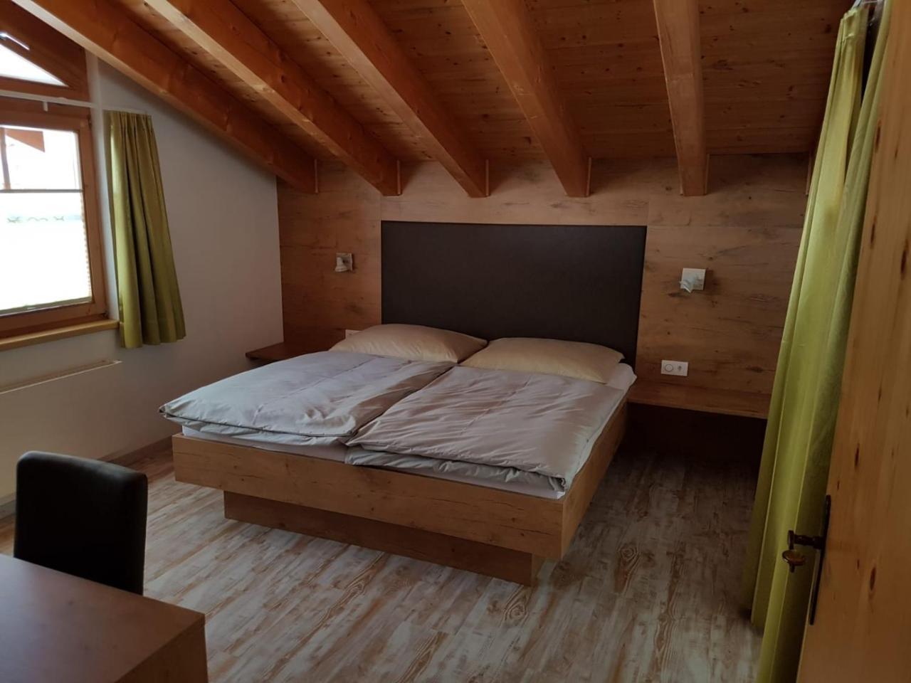 Madlaina Apartment *